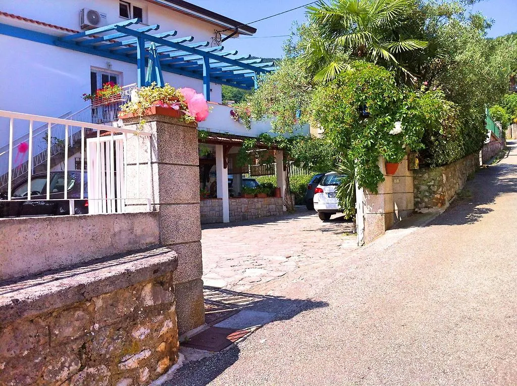 Apartments Luna Lovran